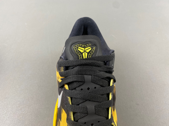 Nike Kobe 8  555286-077