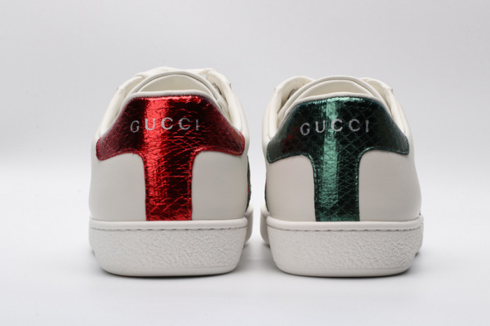 Gv*c ace embroidered low-top sneaker white with bee